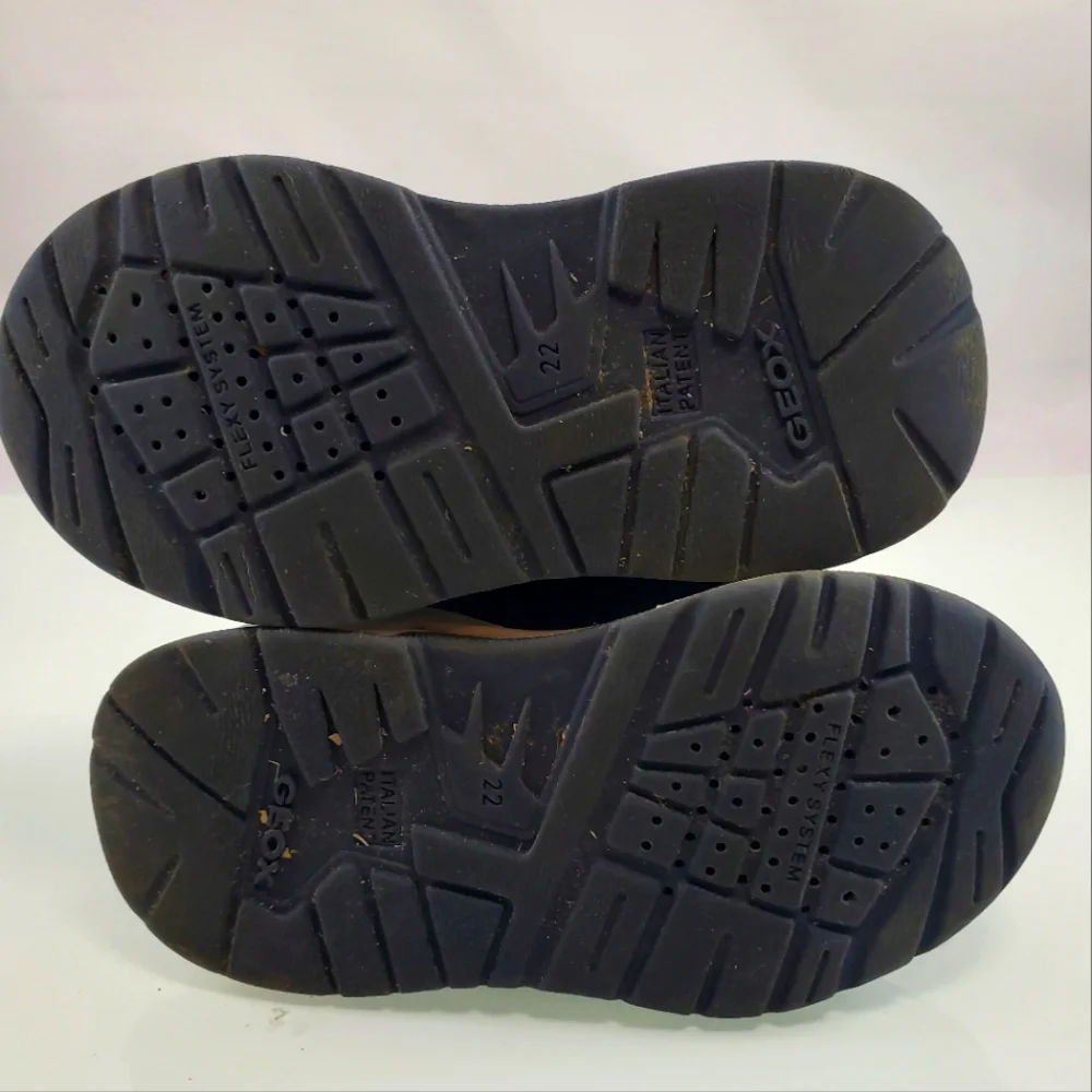 GEOX Baby Boy B Pyrip Trainer Sneakers Sz EU 22 (US 6.5)